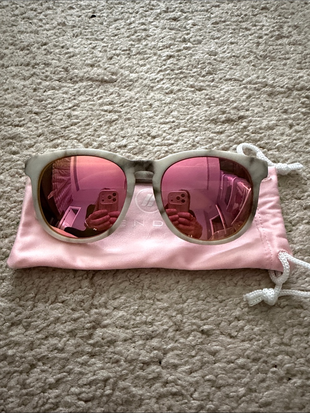 Women's Blenders Sunglasses with Pink Mirrored Lenses and Light Gray Frame